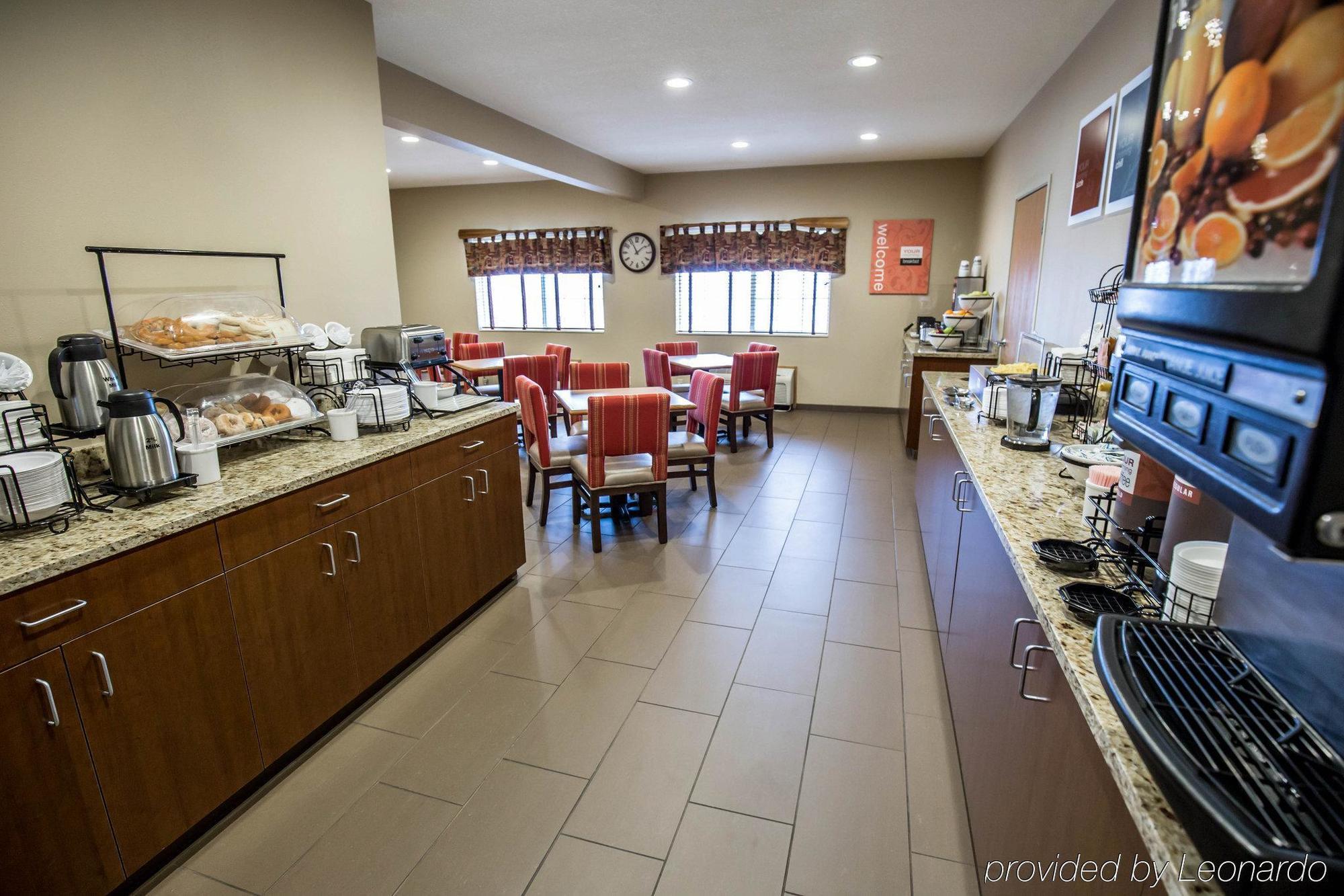 Comfort Inn & Suites Riverview Near Davenport And I-80 Le Claire Extérieur photo