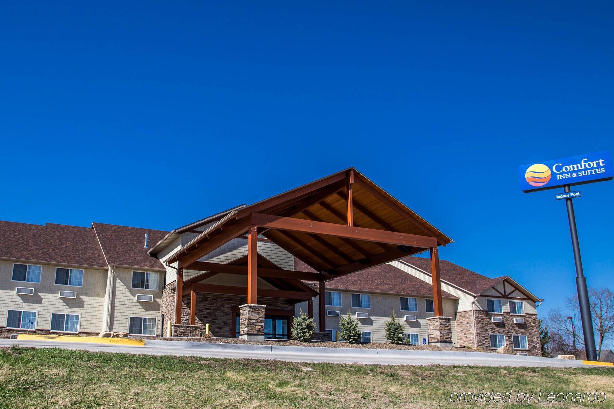 Comfort Inn & Suites Riverview Near Davenport And I-80 Le Claire Extérieur photo